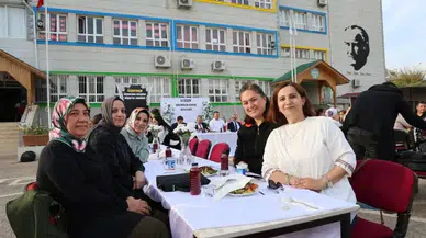 Adana Usulü Öğretmenler Günü Mangal Ateşiyle Şenliğe Döndü